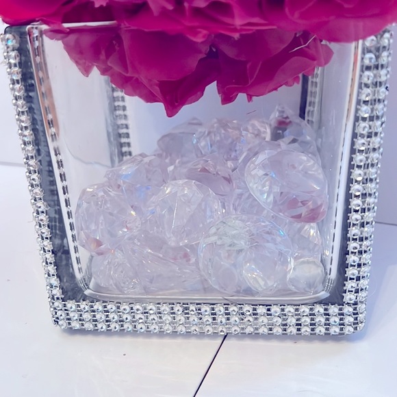 Custom fuchsia rose ball with rhinestones in a glass vase & crystal diamonds.l - Picture 7 of 10